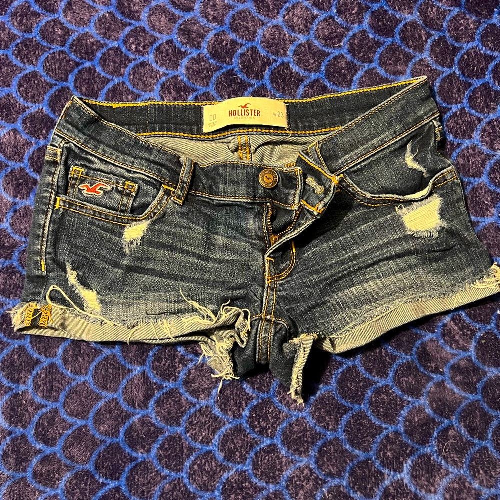 00 w23 Brand New Hollister Shorts